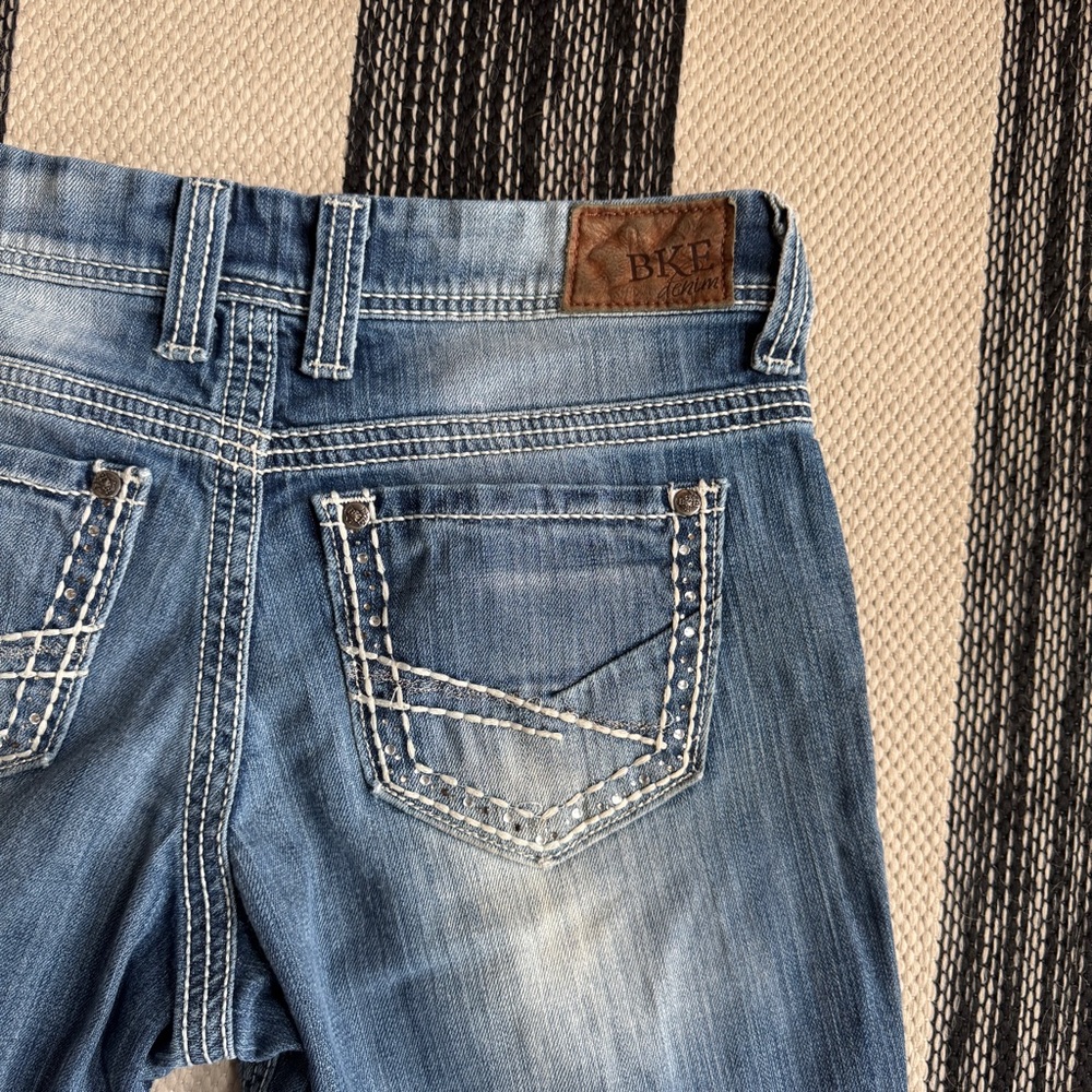 BKE Women’s Payton Blue Denim Bermuda Jean Shorts‎ Size 30. - Picture 14 of 14